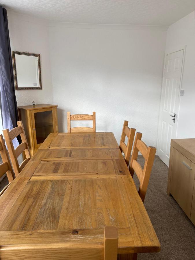 Spacious, Sleeps 17, 3 Bathrooms, Parking, Mansfield Kültér fotó